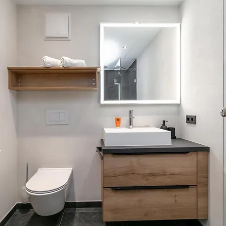 Haus Tauernblick 3 Und 4 아파트